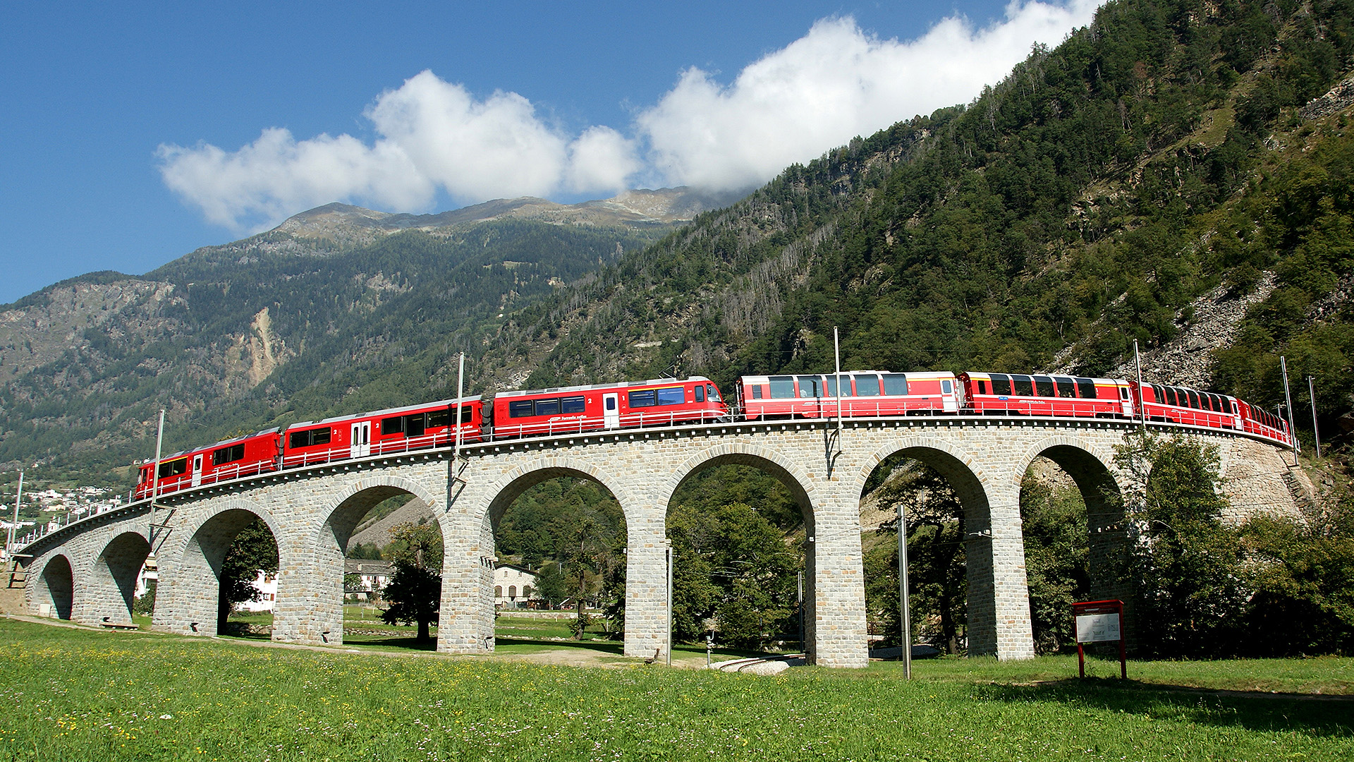 World's Most Dangerous Railway Lines