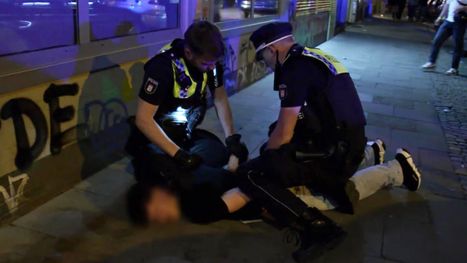 Die Polizei der Davidwache: Dauereinsatz auf der Reeperbahn