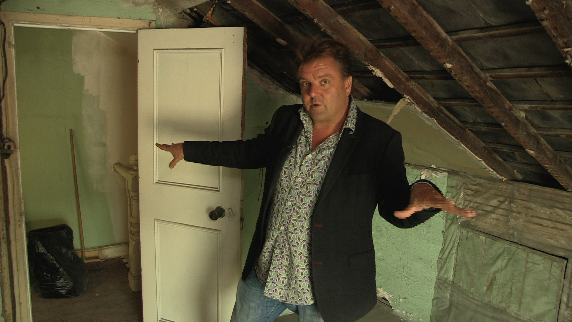 Homes Under The Hammer