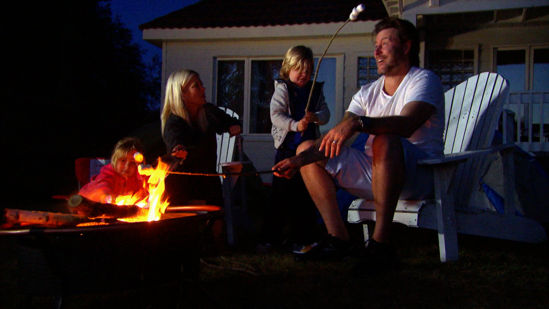 Tori & Dean: Cabin Fever