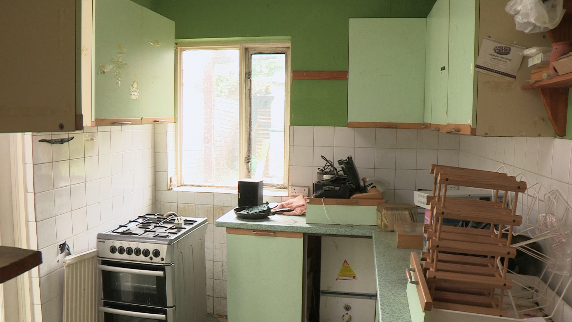 Homes Under The Hammer