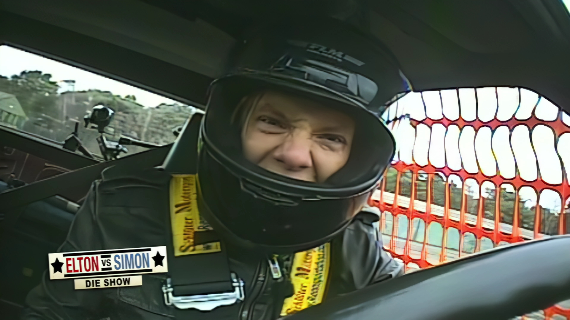 Elton vs Simon