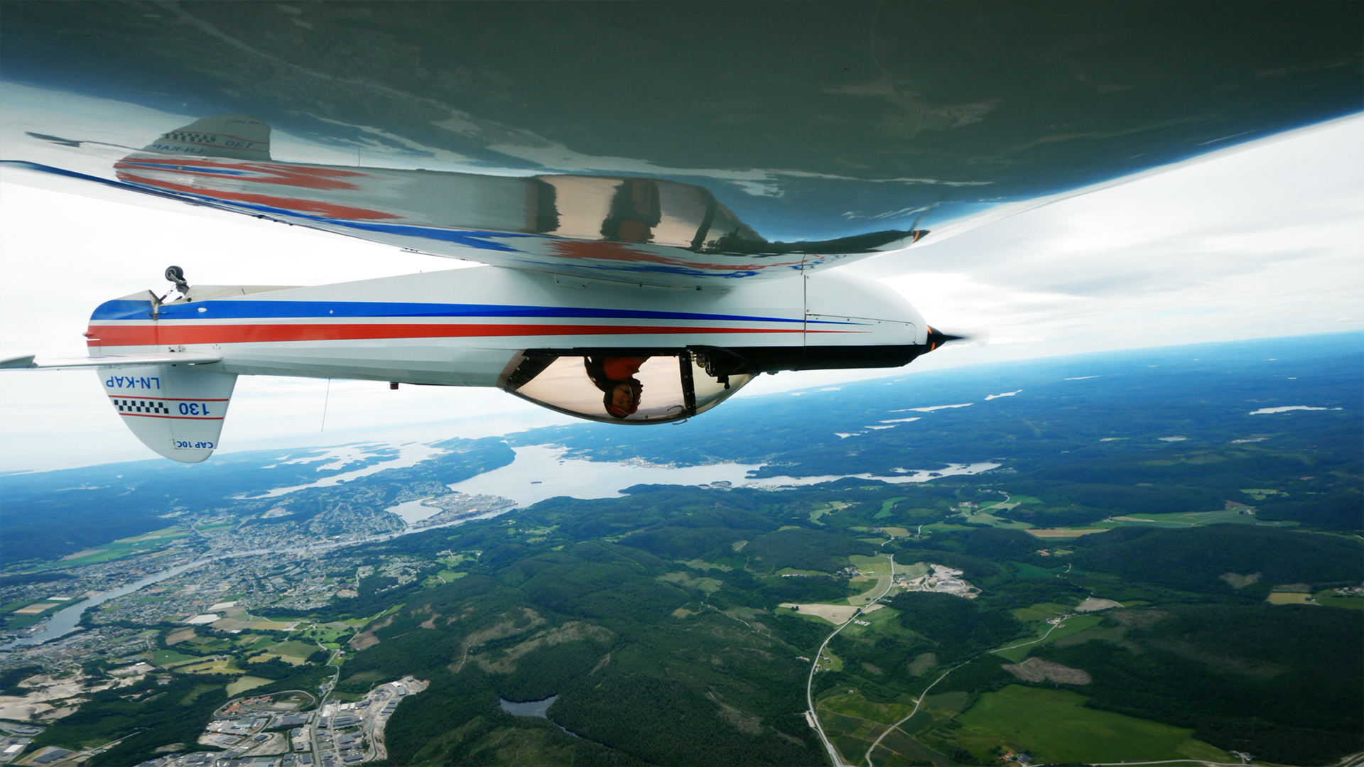 Women Above the Clouds