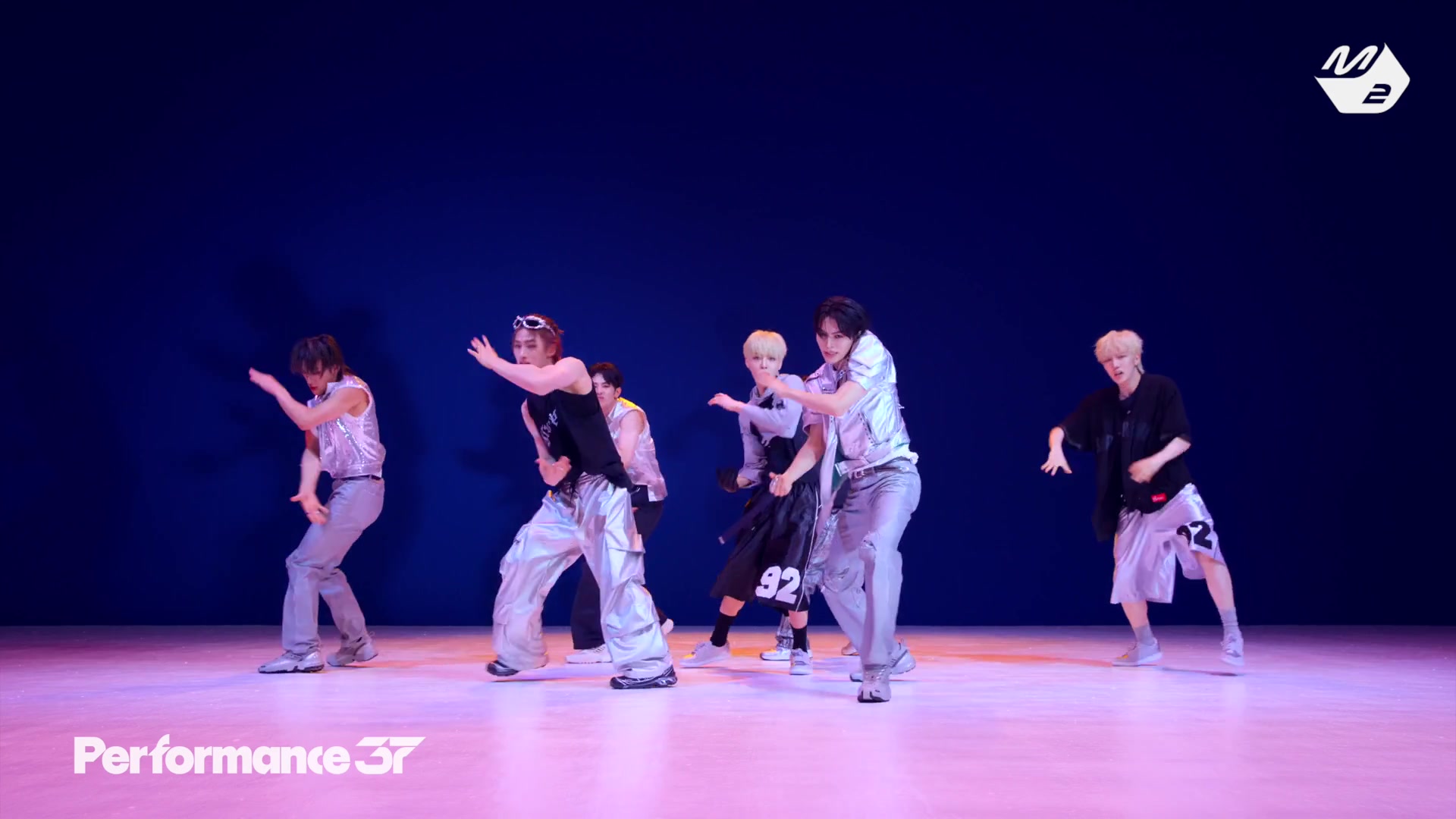 A playlist with steel-hard beats! Your body reacts before your mind