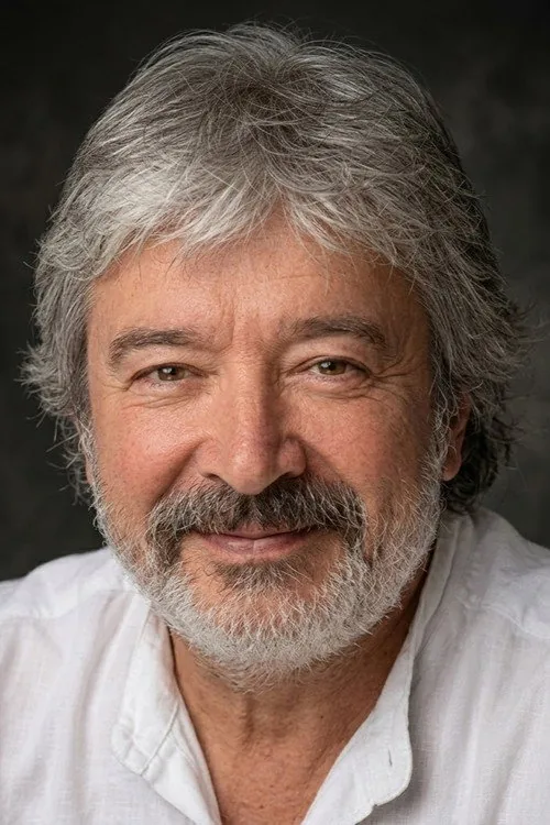 Sinan Ecer