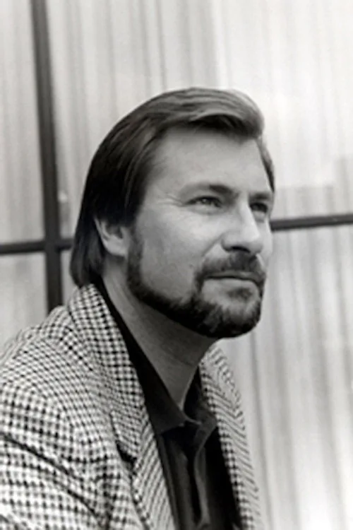 Richard Vernon