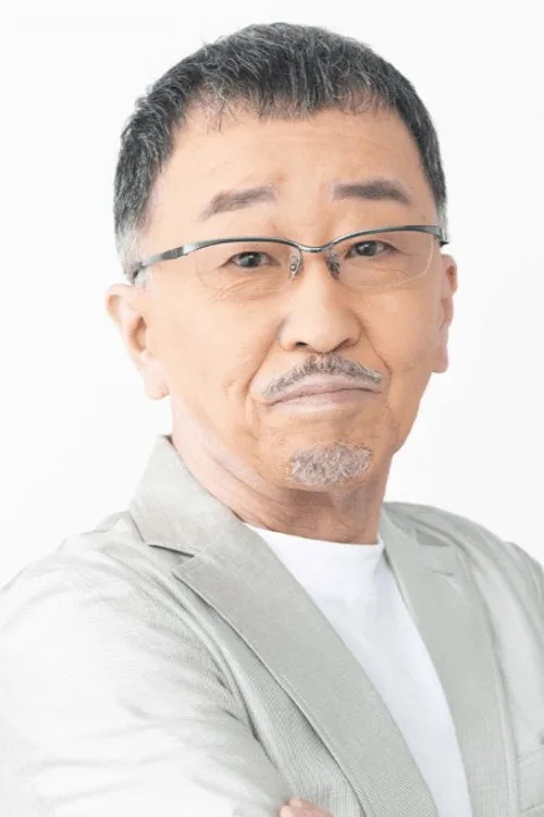 深見亮介