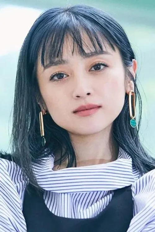 ยูมิ อะดะชิ