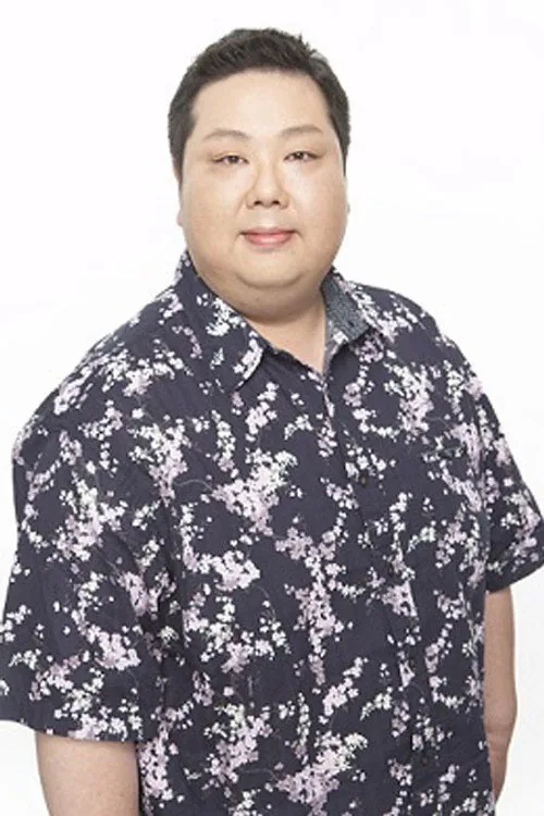 朝倉栄介