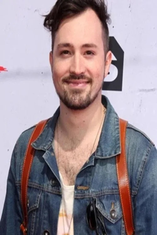 Dustin Belt