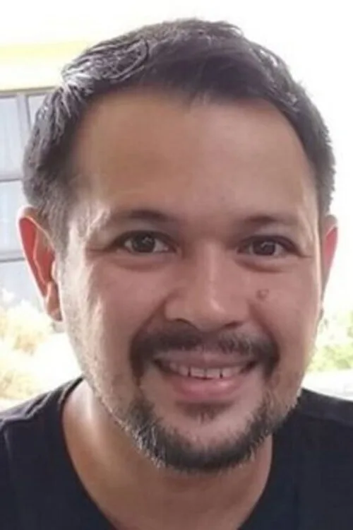 Christopher Roxas