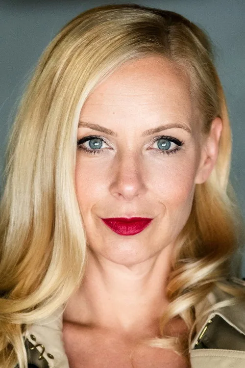 Esther Kuhn