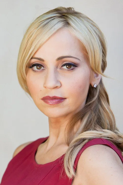تارا سترونغ