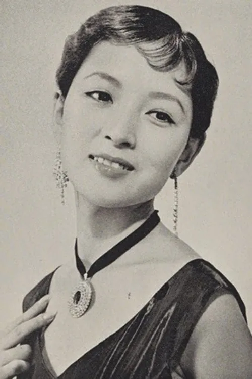 東谷暎子