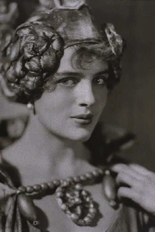 Rosamond Pinchot