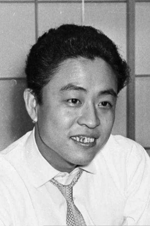 中村八大