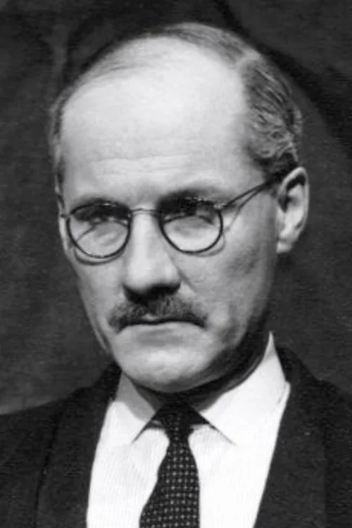 Angus MacKay