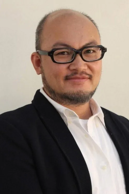 劉亮佐