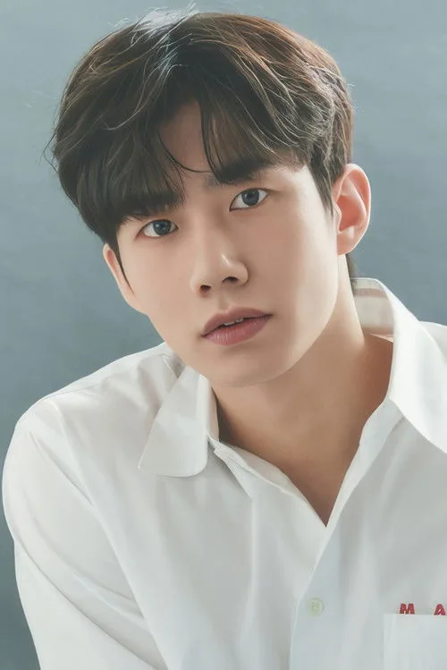 손우현