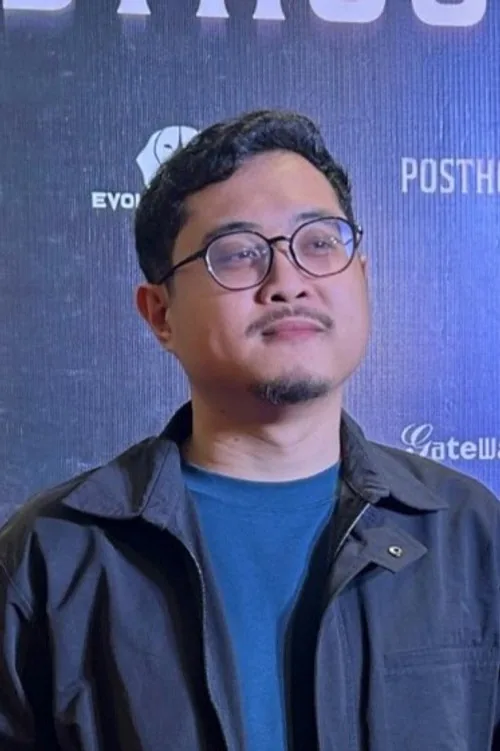 Nikolas Red