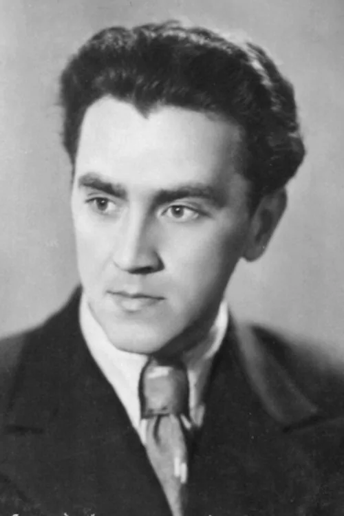 Владимир Петров