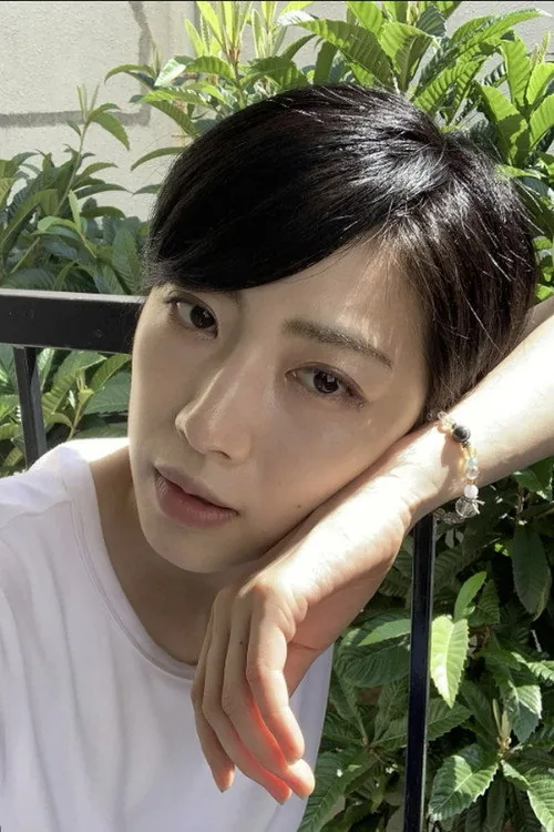 縄田カノン