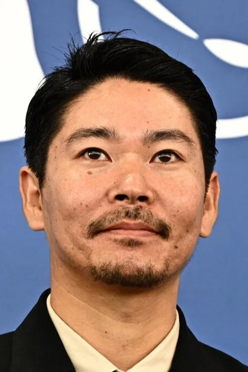 大美賀均