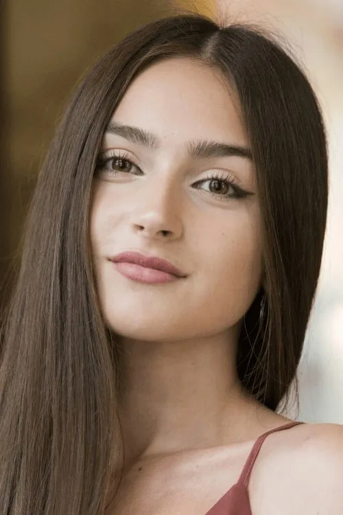 Mia Giraud