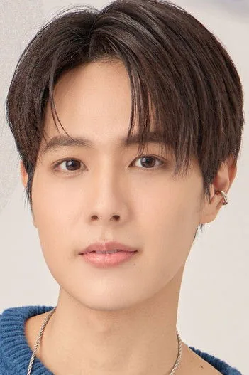 จีรัสณ์ วงศ์เพียร
