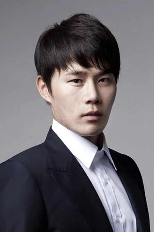 최정현