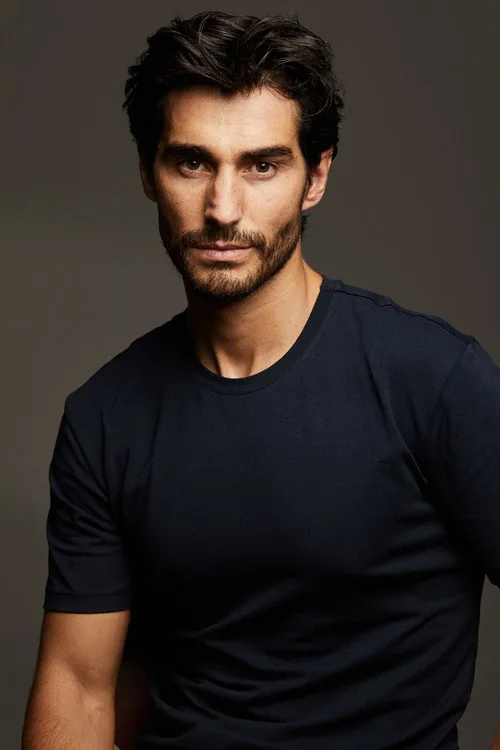 Carlos Torres