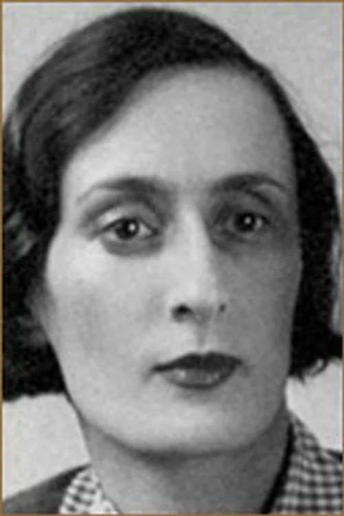 Ева Синельникова