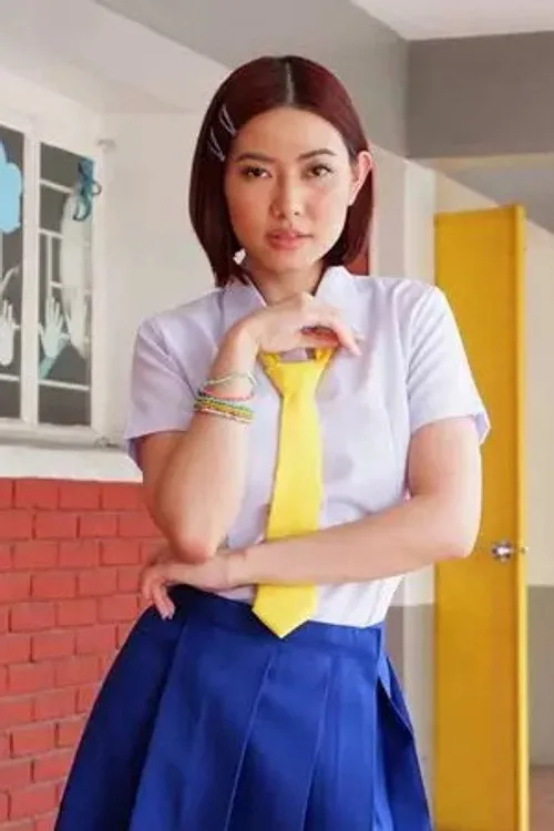 Lorraine Wong