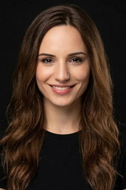 Nur Tüzün