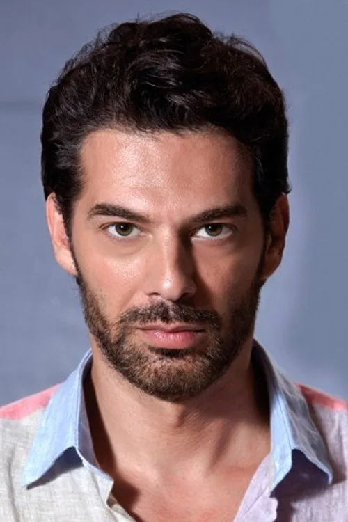 Emin Mecnunbeyli