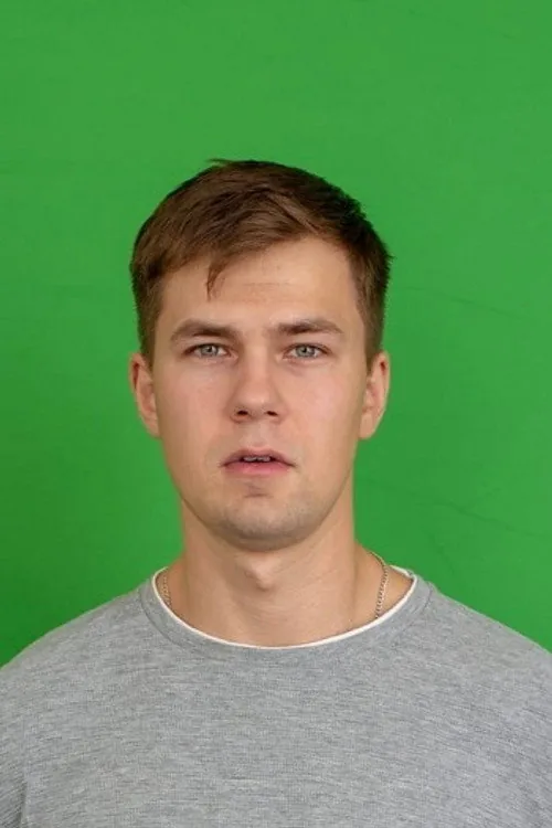 Илья Попов
