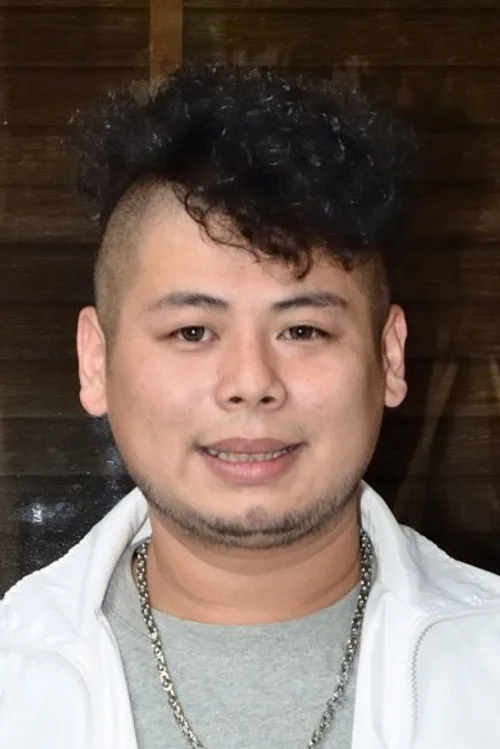 游否希