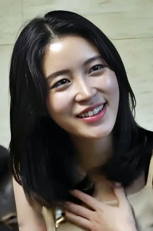 Soo Hee