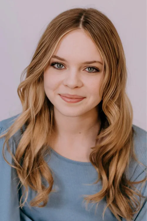 Averi Curtis