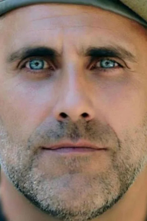 Alejandro León