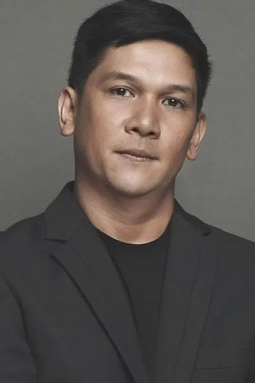 Mark Escueta