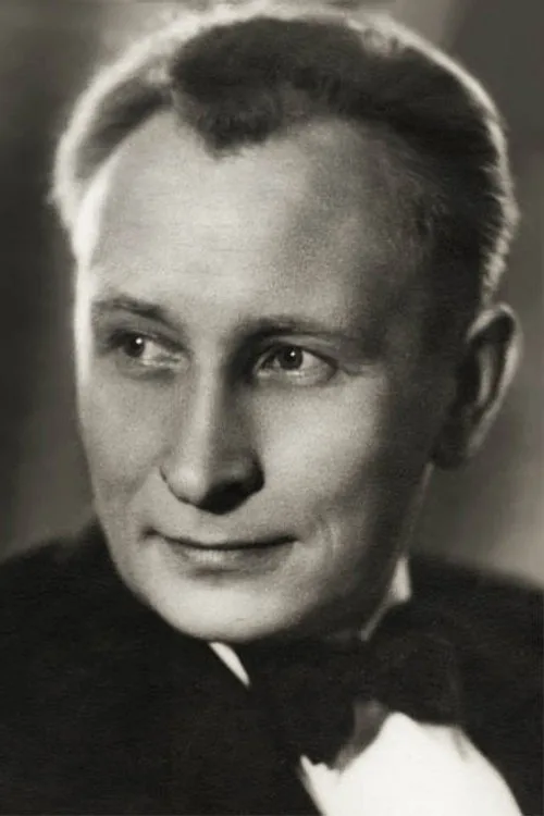 Павел Суханов