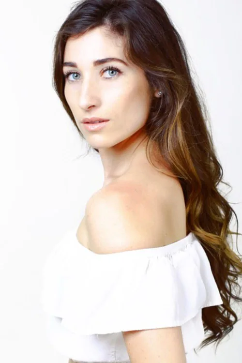 Mia DiLena