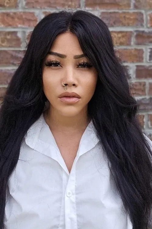 Alicia Garlon