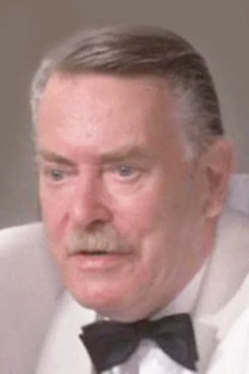Stuart Saunders