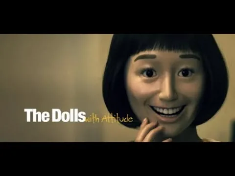 影评｜日本电影《态度娃娃》女孩长了一个微笑面具，从此成为人气偶像，面具里面却是空的