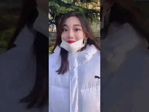 【搞笑美女】她给我带上摩天轮后竟然…#内容过于真实 #摩天轮#抖音小助手 #眼睛每天用最短的時間、多元化的情景故事，讓快樂為你加速#情景喜劇#短視頻#幽默#情感#美女#抖音.