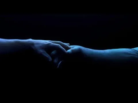 Under the Skin / 皮下之慌 movie review / 電影評論 (cantonese ver.)