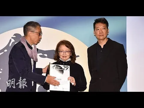 電影評論學會大獎｜《給十九歲的我》奪最佳電影 導演郭偉倫︰我哋無愧｜明報娛樂新聞