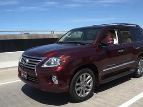 Car Tech - 2014 Lexus LX 570
